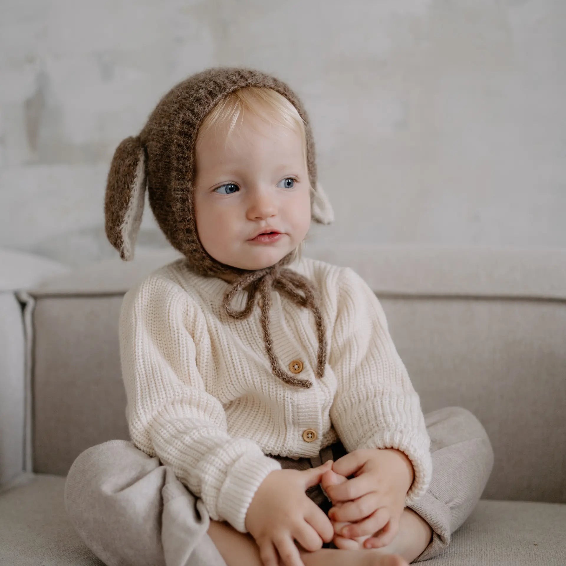 Mon Amie Dark Beige