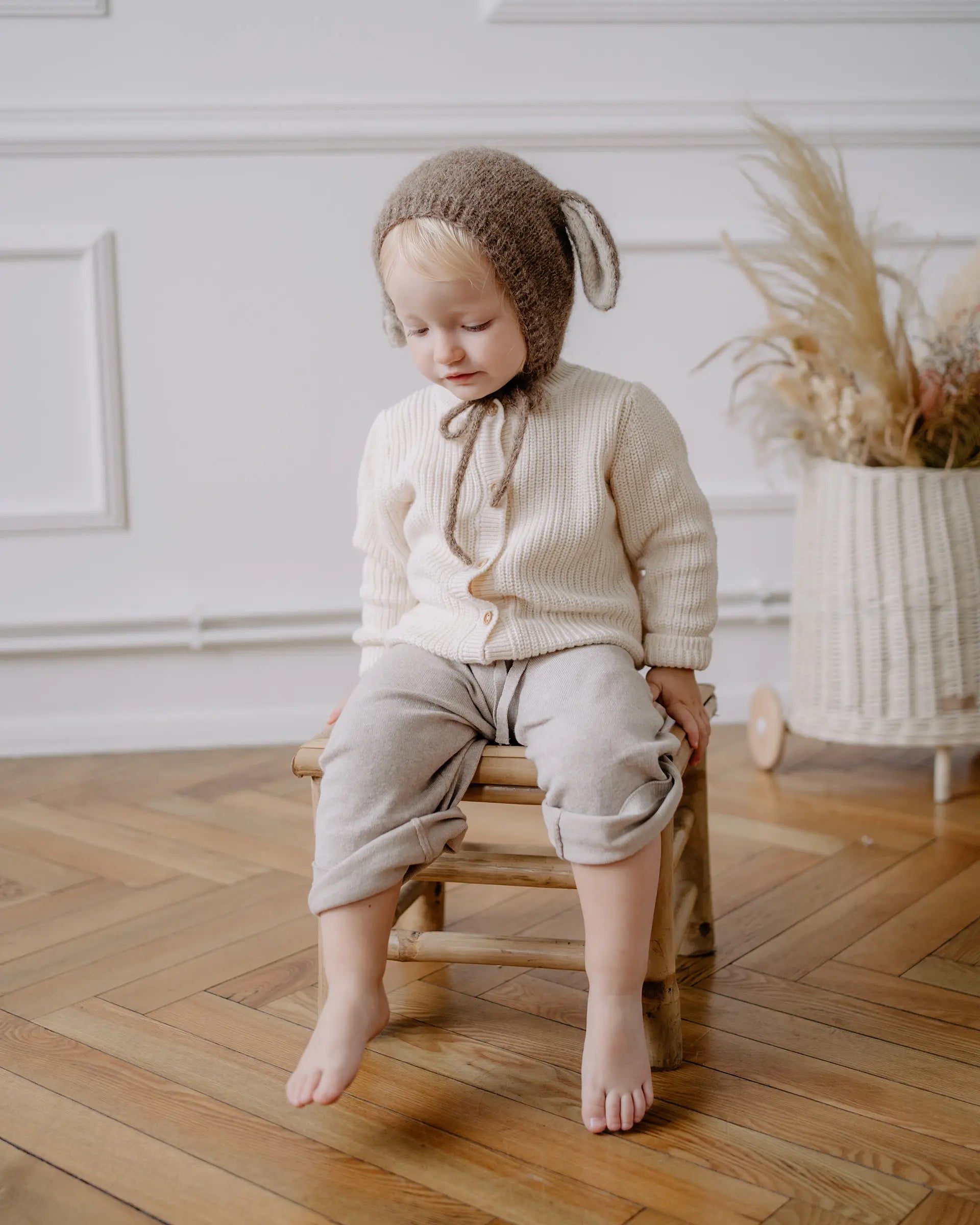 Mon Amie Dark Beige